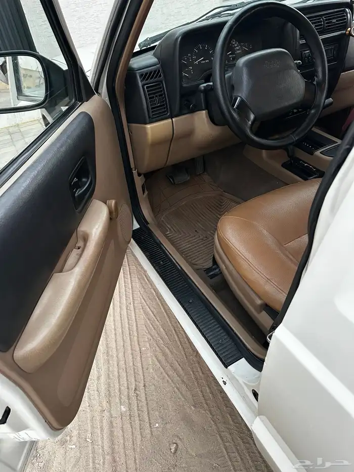 شيروكي ابيض 2001 خليجي ستاندر 15