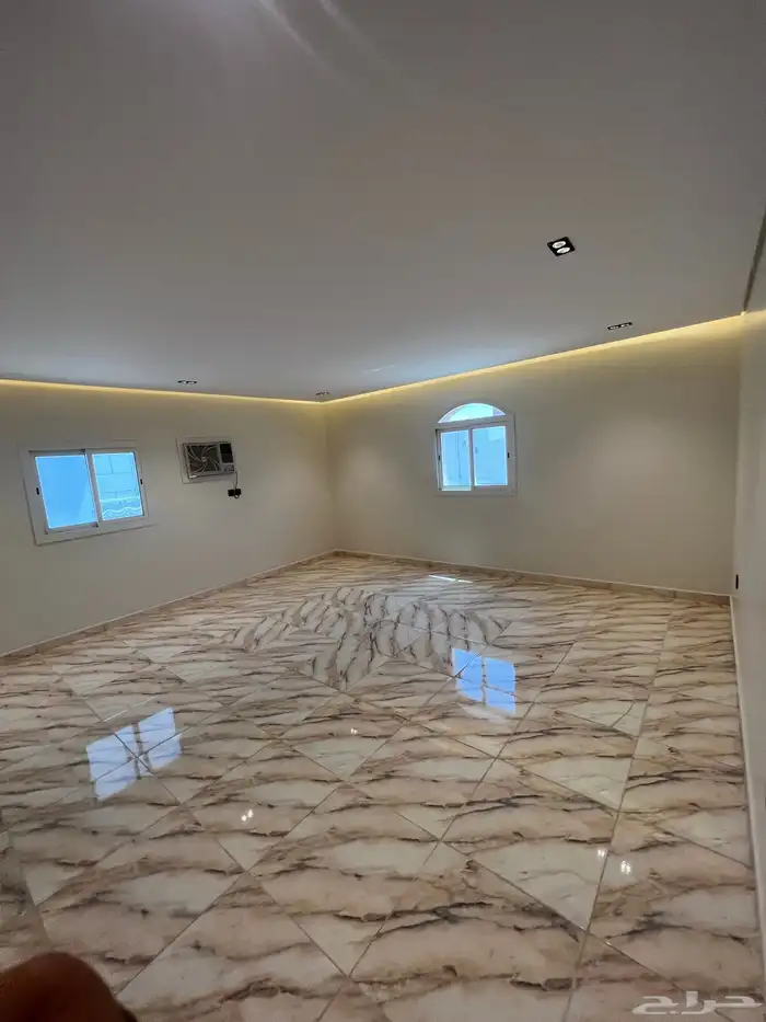 عمارة للايجار بالكامل مجدده وجاهزه ( امام قطار الحرمين ) 11