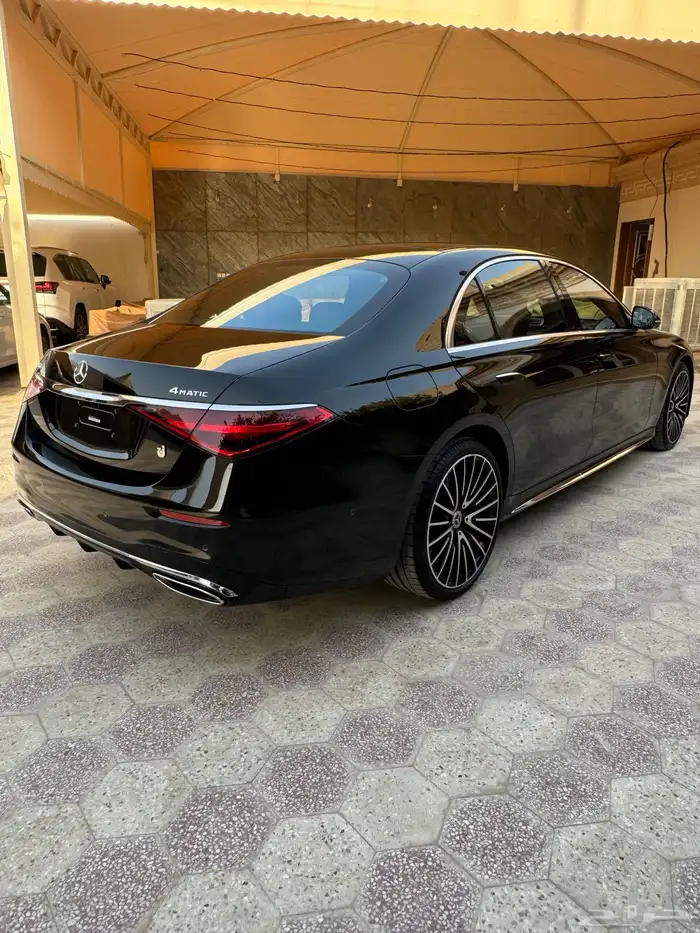 مرسيدس S450 الجوهره مخزن 2023 جفالي فل كامل 23