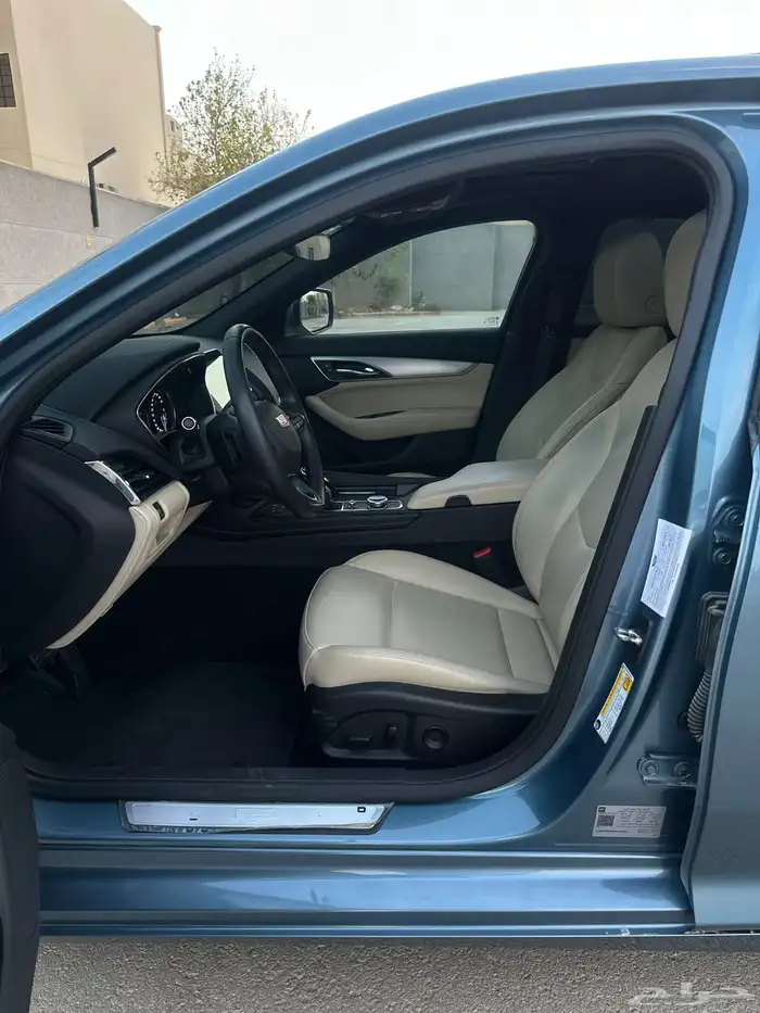 كاديلك CT5 2023 28