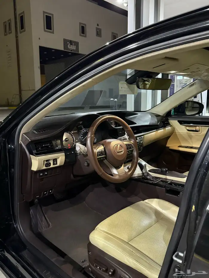 لكزس ES 350 2017 اسود 13