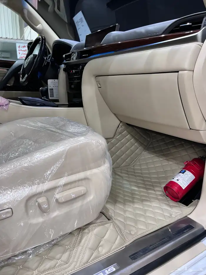 للكزس LX570 بريمي بلاك ايديشن 2020 11
