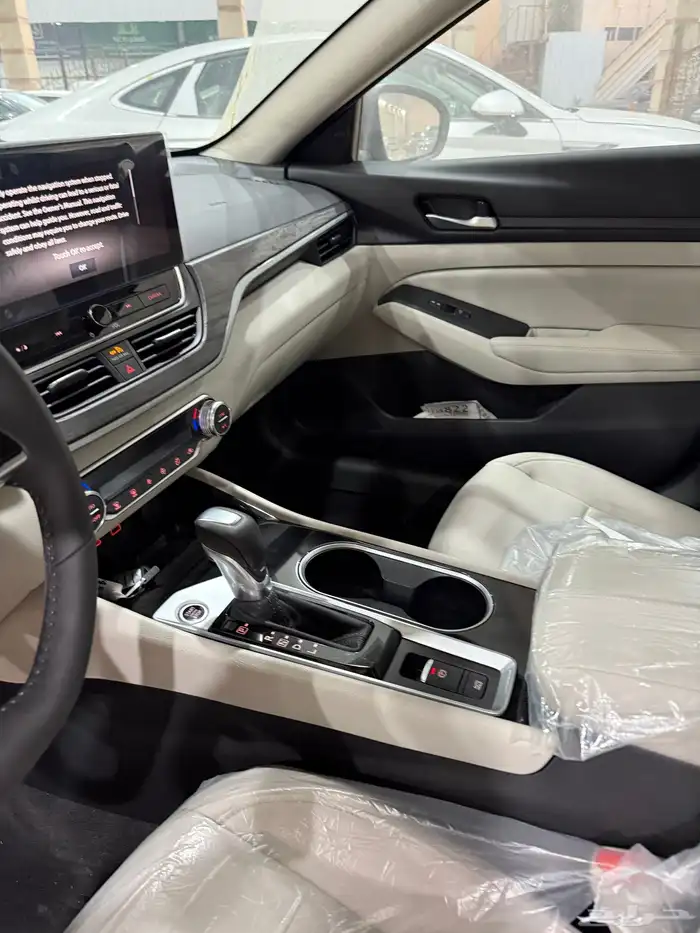 نيسان التيما 2025 SV 37