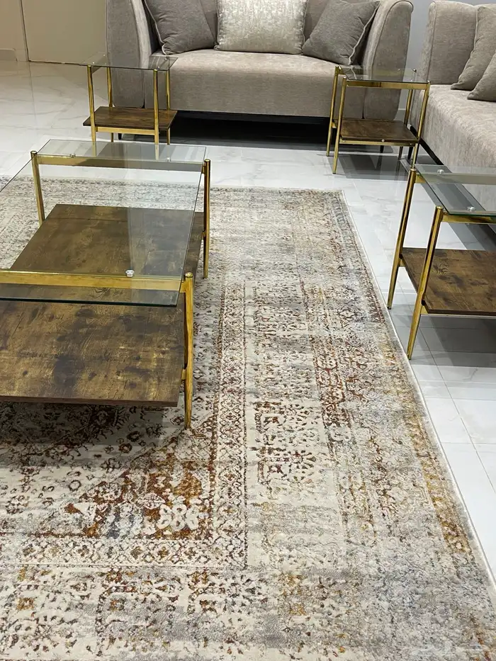 طاولة خدمة لليع معها 6 خدمات السابعه الكبيره 2