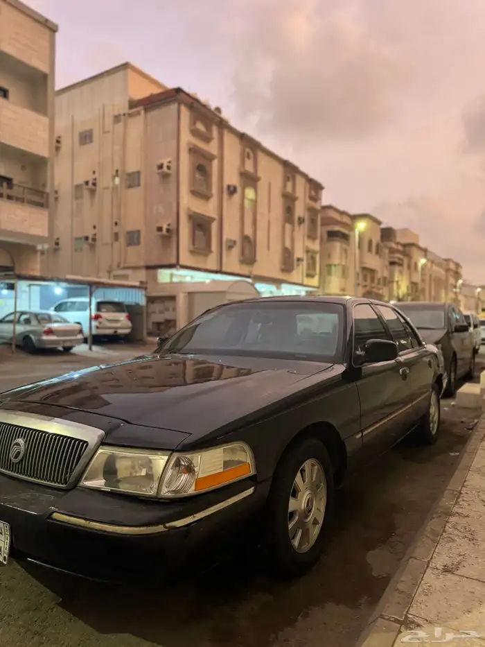 فورد جراند ماركيز 2003 بحالة ممتازه 18