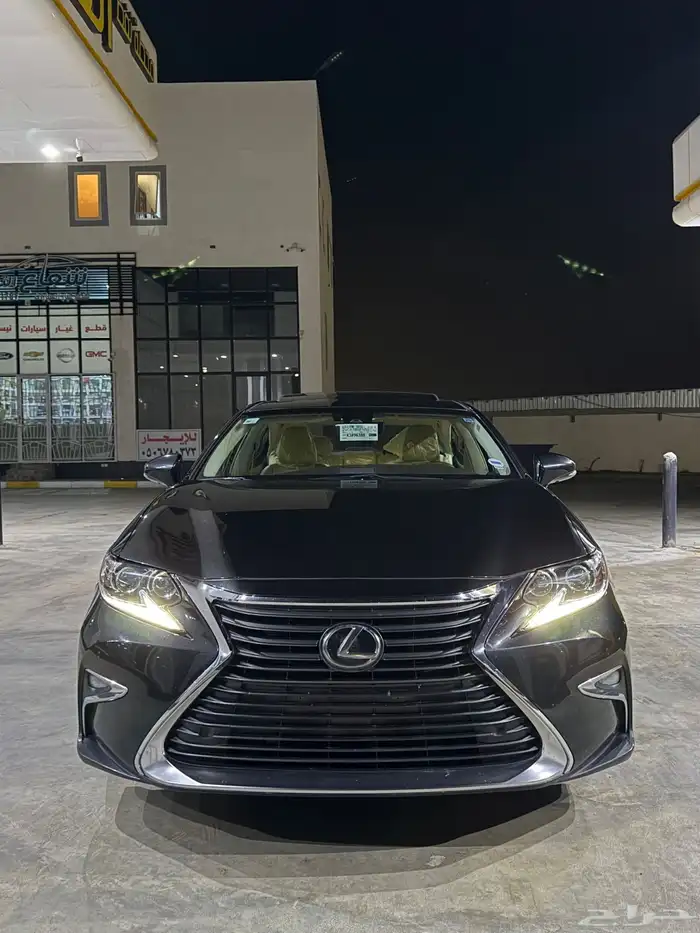 لكزس ES 350 2017 اسود 2