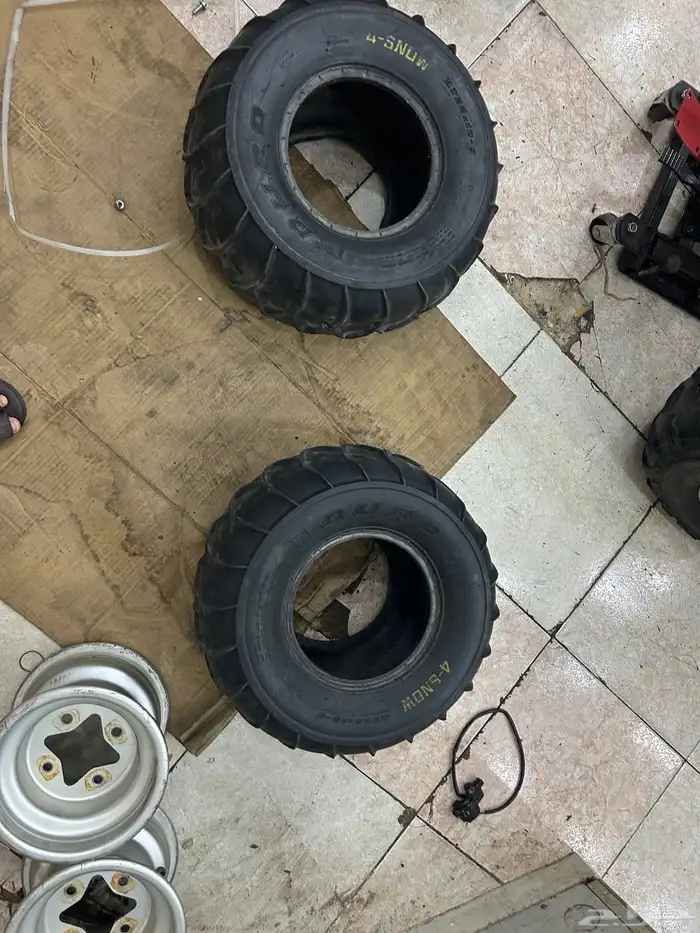 كفرات جرافة مع جنوط دباب زد400 1