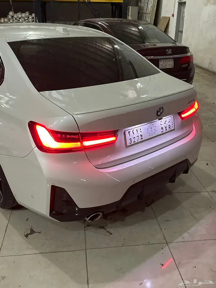 بي ام دبليو 330i - موديل 2023 - الممشى 50 الف 4