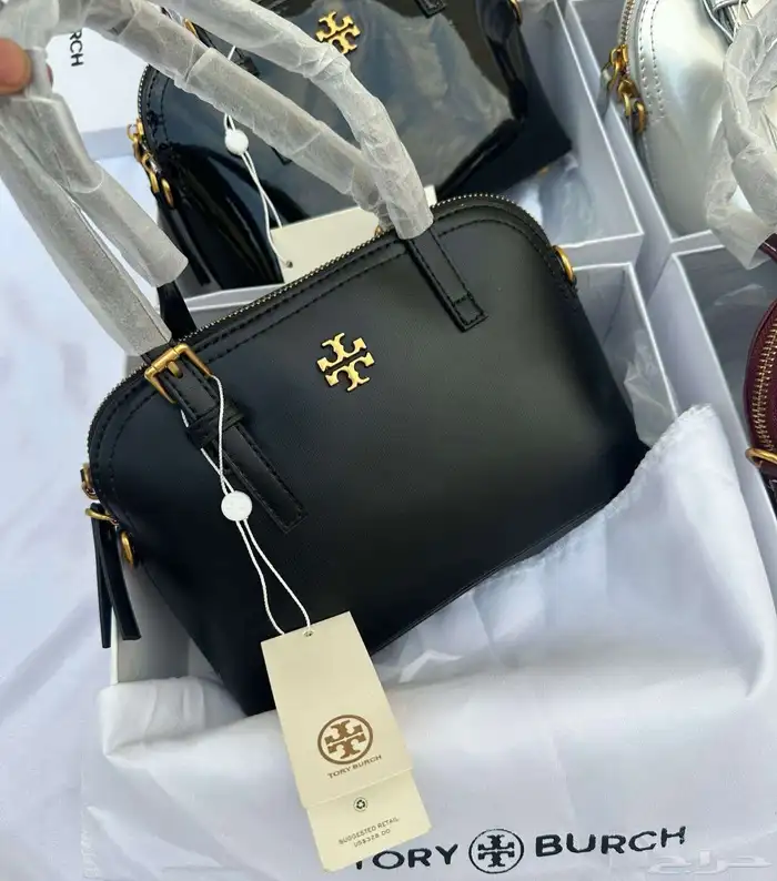 شوزات وشنط ماستر كواليتي 89