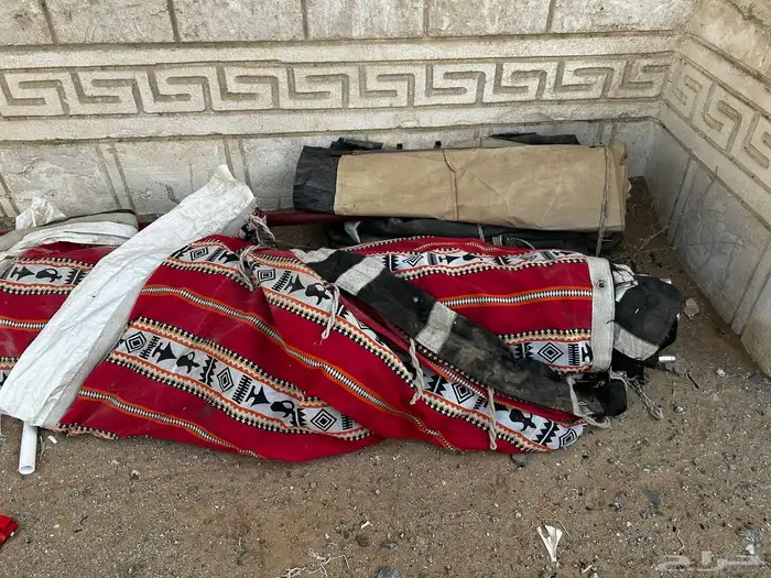 خيمة مستعمله مقاس 4 4 1