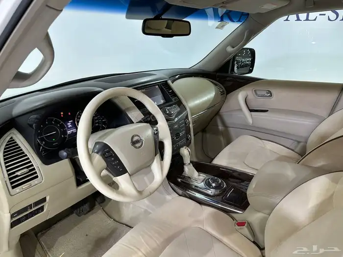 نيسان باترول 2011 SE2 14