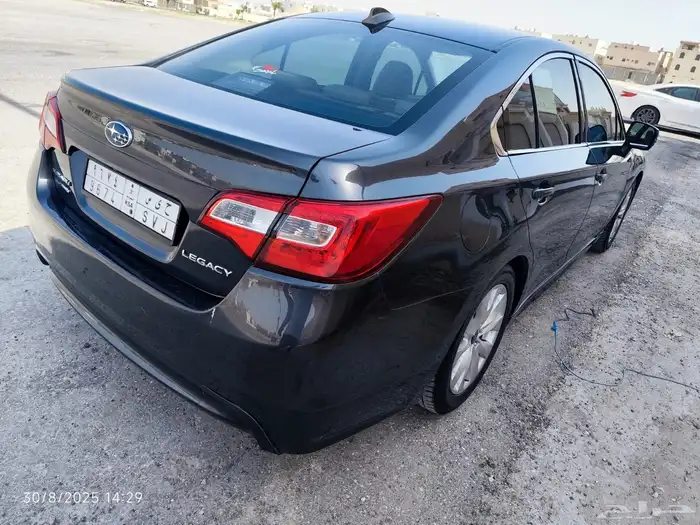 سوبارو ليجاسي 2016 فل كامل للبيع 7