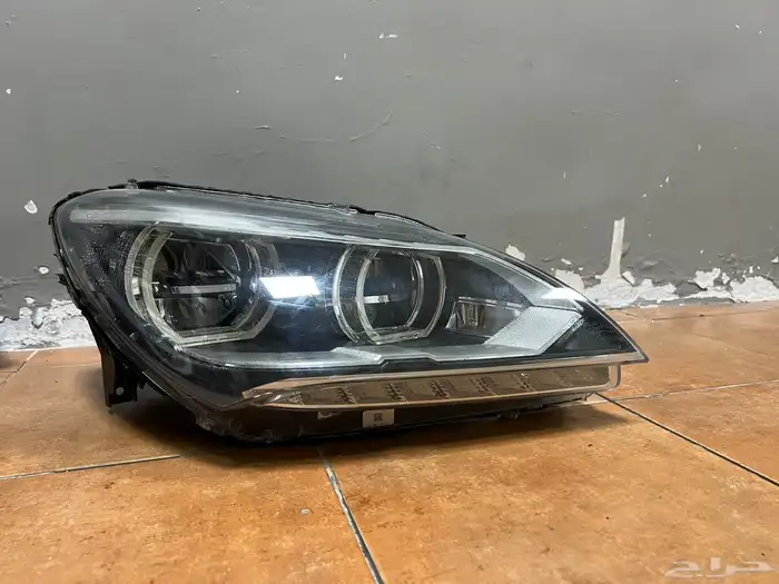 ليت امامي M6 2013 0