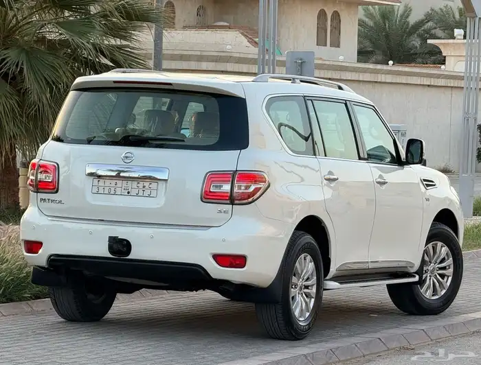 نيسان باترول 2015 للمستخدم الحد 75 الف 12