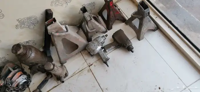 معدات ورش ومفكات مختلفه ( ورشه ) 3