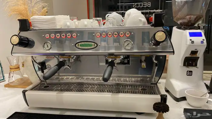 مقهى كوفي قهوة مختصه تم البيع ودفع العمولة 10