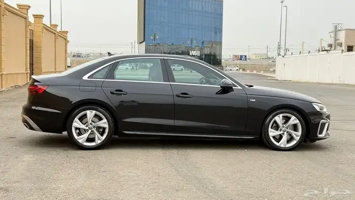 اودي A4 اس لاين 11