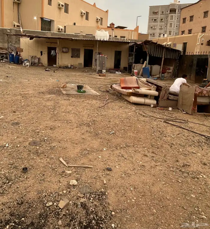 حوش للإيجار في جده حي المنتزه شرق السامر 5