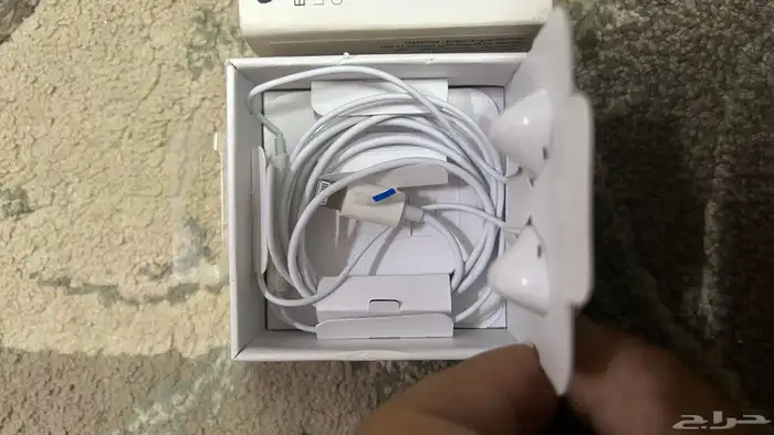 سماعة آبل اصلي نضيفه 2