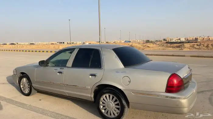 فورد 2010 3