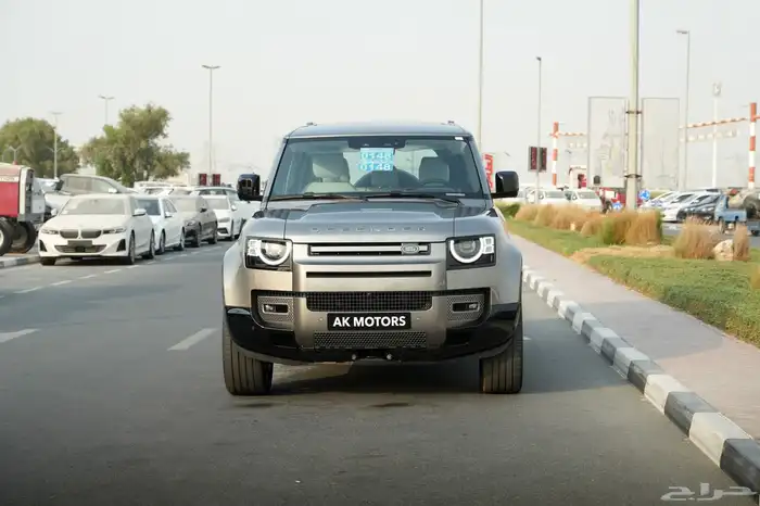 2025 Defender P400 HSE X Dynamic V6 ضمان خمس سنوات جديد 1