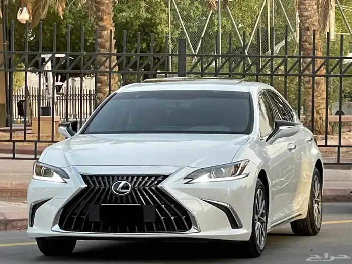 لكزس-ES250-2023(ممشي42الف)بحاله الوكاله 10