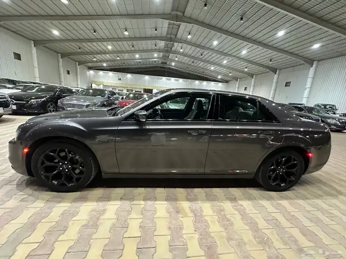 كرايزلر S300 موديل 2021 فل كامل نظيف 4