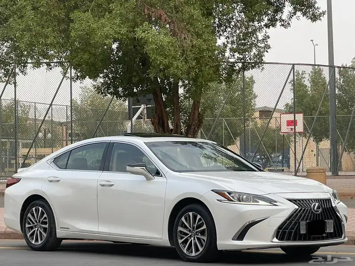 لكزس-ES300h-2022(ممشي63الف) 9