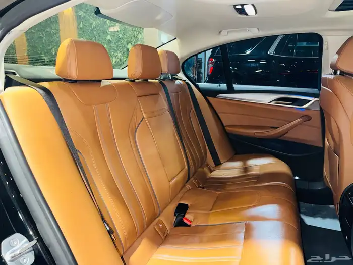 بي ام دبليو 520i 2020 (بحاله ممتازه ) 13