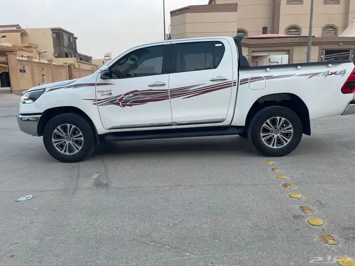 هايلوكس 2024 فل كامل مكينة 2800 CC ديزل 1