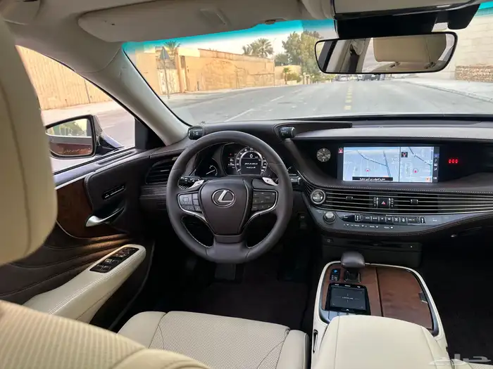 لكزس LS350 موديل 2018 عبداللطيف جميل بدي وكاله 9