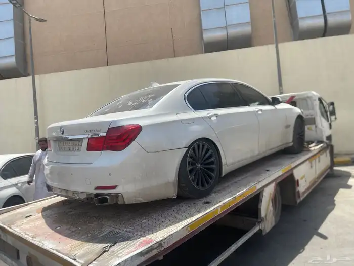 بي أم دبليو 740 4
