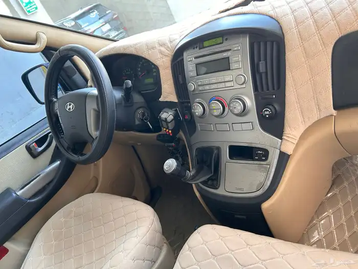 سيارة هيونداي H 1 مجهز اسعاف كامل 11