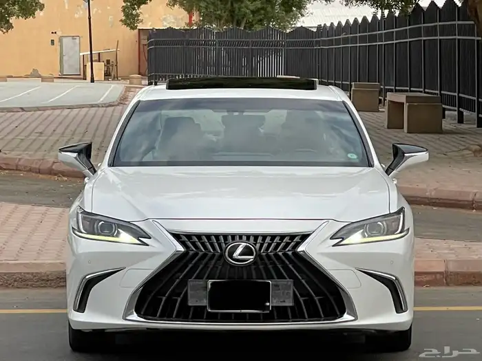 لكزس-ES300h-2022(ممشي63الف) 0
