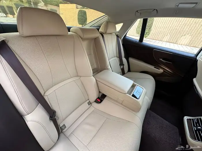 لكزس LS350 موديل 2018 عبداللطيف جميل بدي وكاله 13