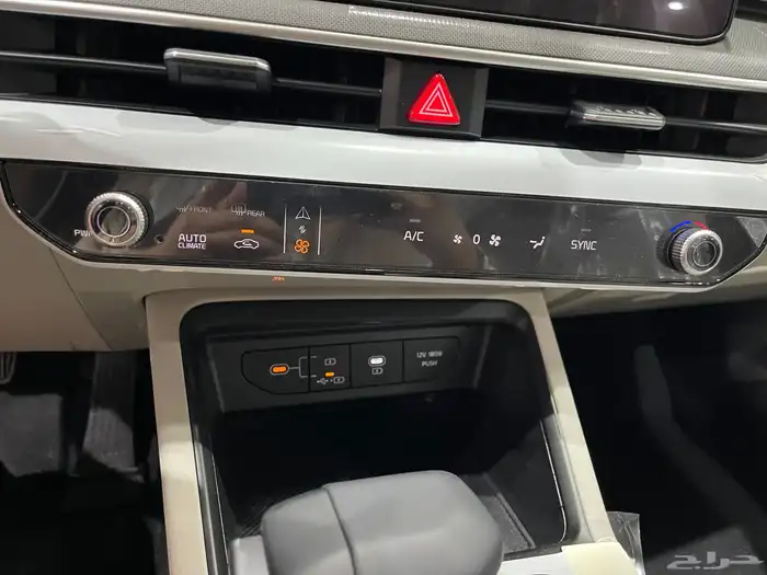 كيا K5 استاندر مطور 2025 21