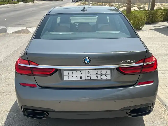 بي ام دبليو 740BMW 2018 سعودي الناغي للسيارات 6