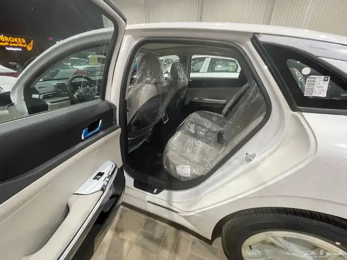 كيا K5 استاندر مطور 2025 13