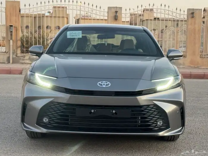 كامري E ستاندر 2025 بنزين سعودي جديدة 0
