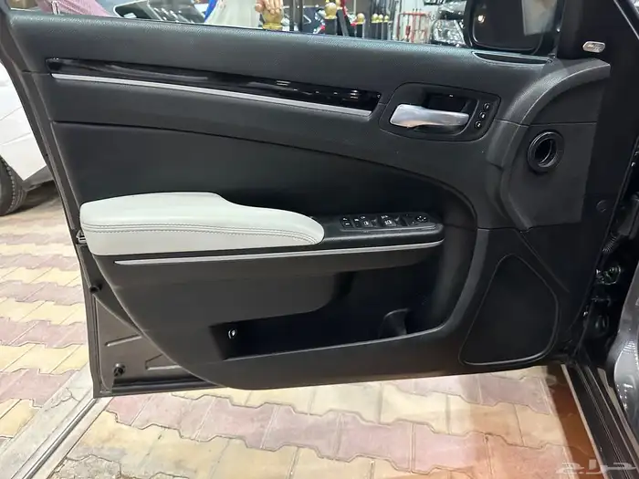 كرايزلر S300 موديل 2021 فل كامل نظيف 16