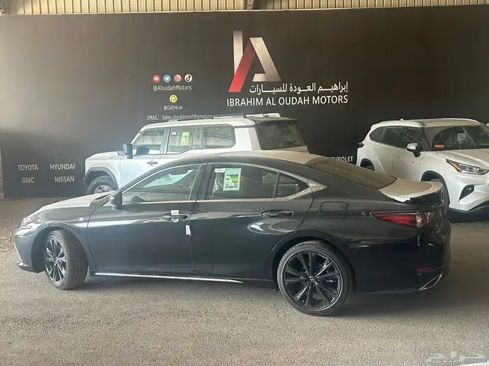 لكزس ES350FF بنزين لون اسود سعودي 14