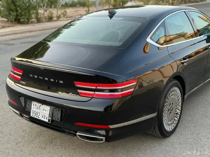 جينسس G80 رويال بلس قمة النظافة بحالة الجديد 10