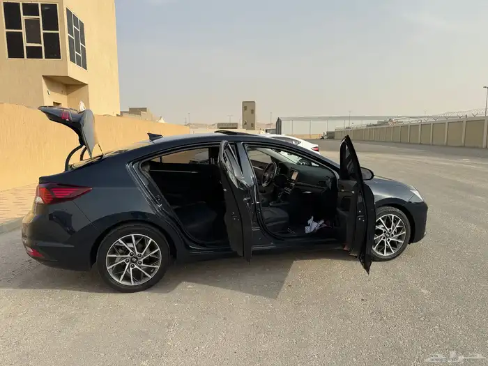 النترا 2020 فل كامل أربع عدسات تم البيع 6