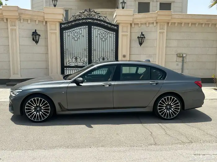 بي ام دبليو 740BMW 2018 سعودي الناغي للسيارات 0