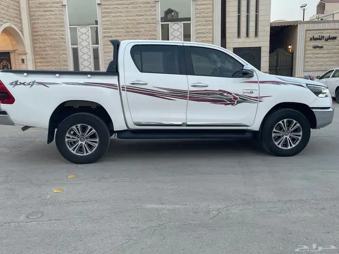 هايلوكس 2024 فل كامل مكينة 2800 CC ديزل 0