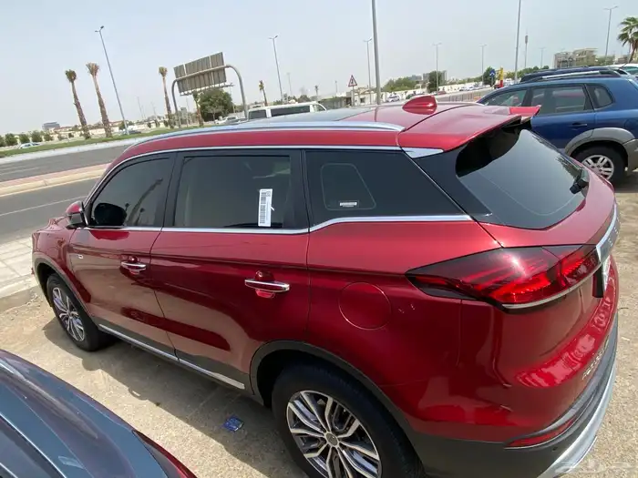 جيلي ازكارا 2021 3