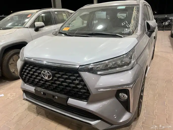 تويوتا فيلوز GLX 2025 جميع الالوان كاش واقساط 11