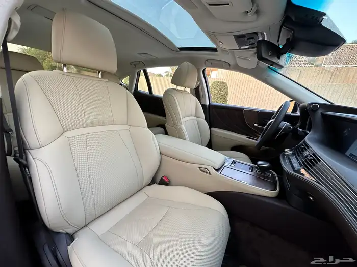لكزس LS350 موديل 2018 عبداللطيف جميل بدي وكاله 21