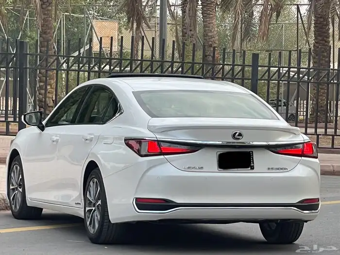 لكزس-ES300h-2022(ممشي63الف) 7