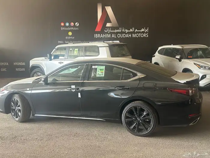 لكزس ES350FF بنزين لون اسود سعودي 15